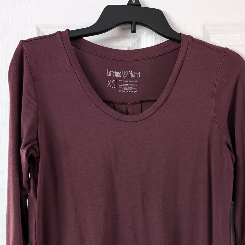 Latched mama 3/4 sleeve scoop neck